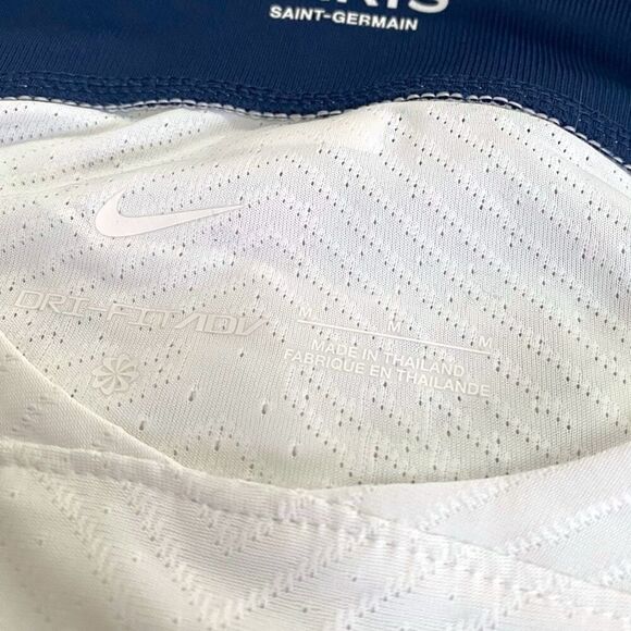 Nike Paris Saint-Germain Vaporknit Jersey 2023/24  DX2619-101 Mens size M New - Picture 7 of 11